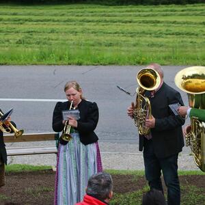 Stimmungsvolle Maiandacht bei der Familie Glawogger
