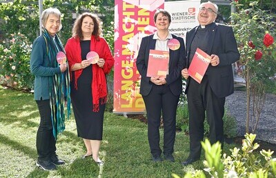 v.l.n.r. Diakonin Ines Tobisch (Altkatholische Kirche), LndK Koordinatorin Constanze Grininger-Ofner, Pastorin Ester Handschin (Evangelisch-methodistische Kirche), Diözesanbischof Wilhelm Krautwaschl